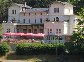 Loklounge Ferienwohnung im historischen Bahnhofsgebäude in Balduinstein, ξενοδοχείο σε Balduinstein