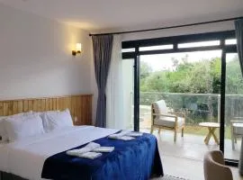 Idan Barn Suites And Café