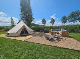 Glamping Zeeland Beach Bell tent
