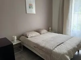 Studio B1 - Centre-Ville Meaux - Proche Disneyland