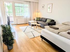 Nice and cozy city apartment, free parking, khách sạn ở Kemi