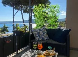 Trevignano Casa fronte lago