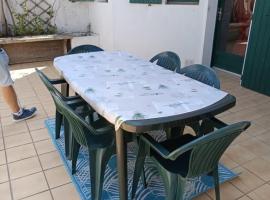 village des dunes aux huttes、サン・ドニ・ドレロンのホテル