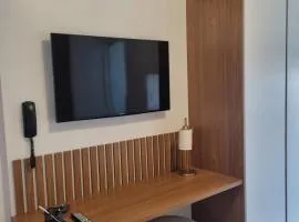 Studio novo com ambiente acolhedor