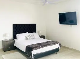 APARTAESTUDIOS INDEPENDIENTES CASA MIRAFLORES g