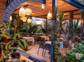 Villa Green Garden, ξενοδοχείο που δέχεται κατοικίδια στους Αγίους Σαράντα