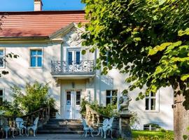 Schlossapartment in Blankensee, ξενοδοχείο σε Trebbin