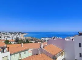 Blissful Albufeira Beach