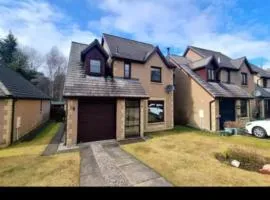 6 Carn Dearg House