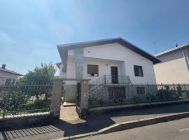 Casa Ortensia Saronno, villa in Saronno