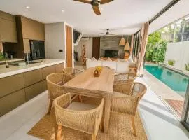 Modern 4BR Villa with Private Pool in Batu Bolong - Canggu