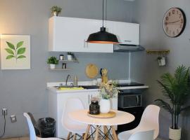 Preciados Loft Cold AC best WIFI, отель в городе Текила