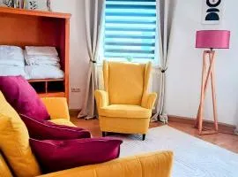 GADD Ferienwohnung # 003 Glück an der Donau # Best Premium Living 24#7 Check in