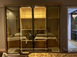 Modern Super Lux Mohandessin Flat Perfect for Gulf Travelers