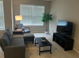 Relax & Work Cozy 1 BR Apt, hotel in Durham