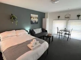Studio Apartment - 2 Guests