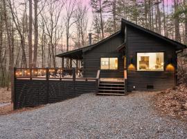 Peach and Plumeria Hideaway, hotel i Cherry Log