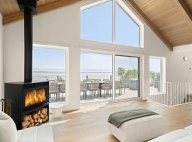 Chalet Rouge Charlevoix, βίλα σε Petite-Riviere-Saint-Francois