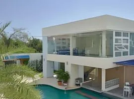 Caribbean Warmy Sand Apt. a Few steps