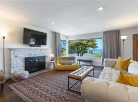 Family Beachside Driftwood House 3BR Yard & Parking