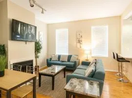 Soulard 2BR Balcony Free Parking Walk to Dining
