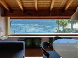 La Pietra di Oira - vista e accesso al lago