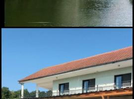 Casa Geppo, hotel a Eşelniţa