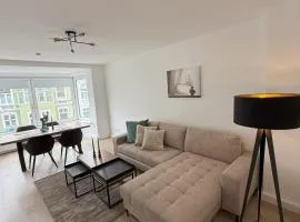 2 Zimmer, zentral, ruhig, Balkon, hochwertig eingerichtet
