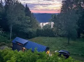 Lovely Home In Tollered With Lake View