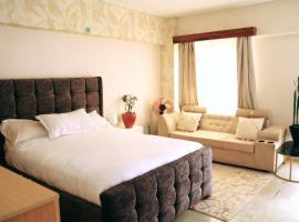 Large Studio In Heart of Westlands, ξενοδοχείο που δέχεται κατοικίδια στο Ναϊρόμπι