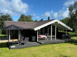 Idyllic Cabin close to Beach & Amazing Nature, chal&eacute; alpino em Vejby