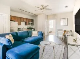 CozySuites MusicRow Classy 1BR with free parking 09