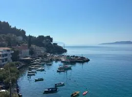 Apartments and Rooms Špiro