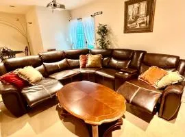 Luxurious spacious apartment with private entrance