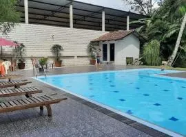 Himakara Hotel