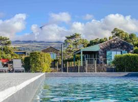Ref&uacute;gio da Montanha, hotel com piscina em Lajido