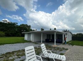 Farm Paradise, Hotel in Homestead