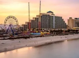 Daytona Beach Resort 1 bdrm family condo w/kitchen