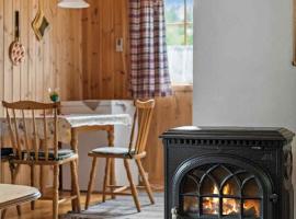 Det er en fantastisk og romslig hytte i Slemdalen, Nordre Osen!, hotel with hot tubs in Åmot