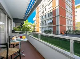 Pool House - Happy Rentals