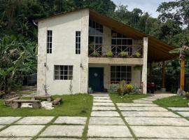 Villa Linda, готель у місті Polo