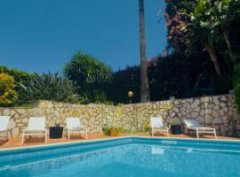 Villa Domus Dea Mondello, hotel em Mondello