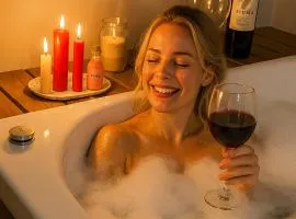 Loft Para Casais com Jacuzzi - Aloha Lofts Mariscal - Sunset