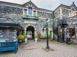 Alpine Apartments Snowdonia, holiday rental in Betws-y-coed