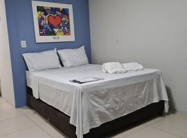 Apart 202 smartTV WIFI AC 100M Cariri Shop, hotel din Juazeiro do Norte
