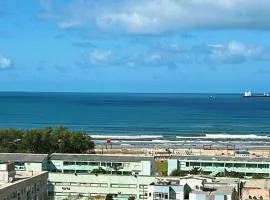 Apto com linda vista para o Mar