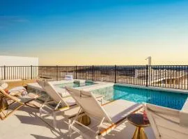 Miramare - Beachfront Luxury with Pool & Elevator