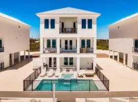 Miramare - Beachfront Luxury with Pool & Elevator