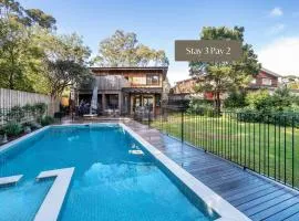 Seasom with pool and spa in beautiful Somers