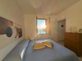 Blue Maison, partmenti sz&aacute;lloda Marate&aacute;ban